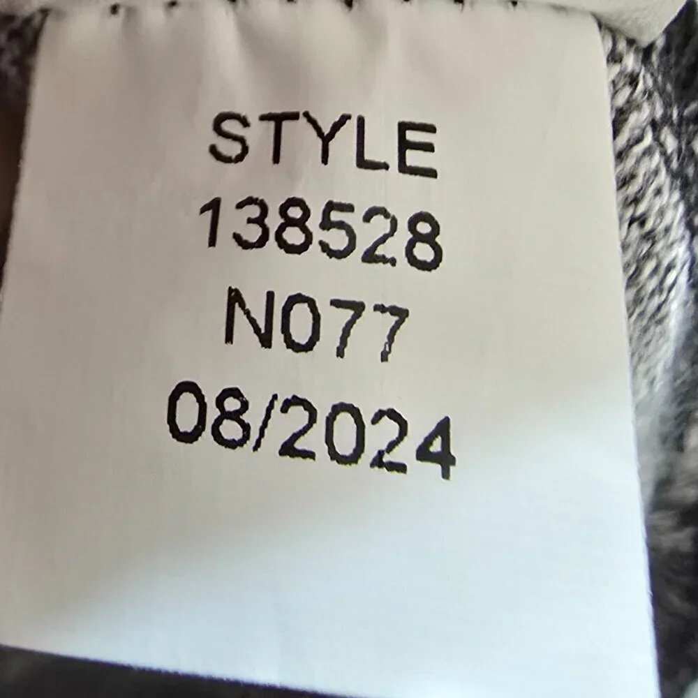 Lucky Brand Cloud Jersey Sweatshirt In Charcoal W/ Red White Hearts - Picture 7 of 8